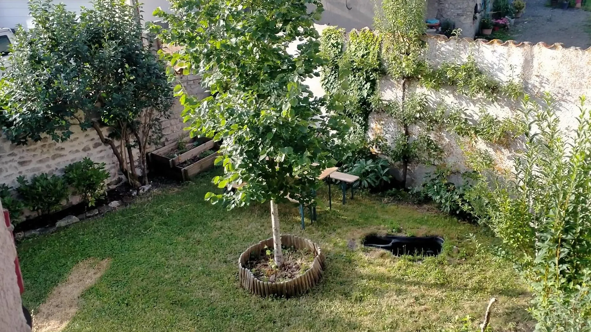 Les Volets Rouges Villa Saint-Clement-de-Regnat Holiday home